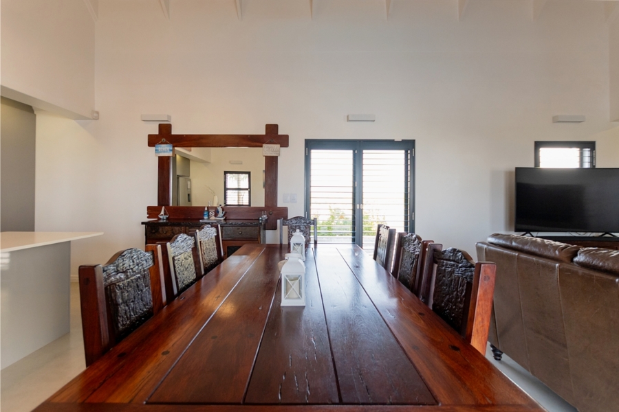 4 Bedroom Property for Sale in Jacobsbaai Western Cape